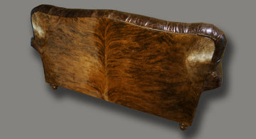 Medina 2 cushion tufted Love Seat