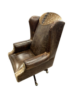 Axis Executive Desk Chair